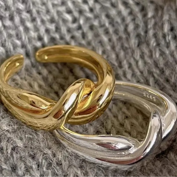 925 Sterling Silver Twist Rings. One size. - Picture 4 of 8
